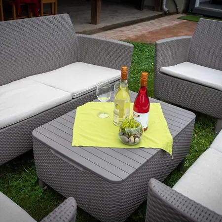 Bed & Breakfast Bikavolgyi Panzio Gardony