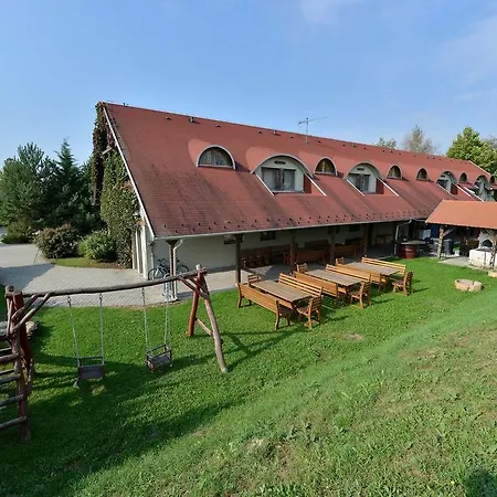 Bikavolgyi Panzio *