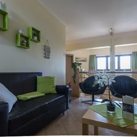 Bikavolgyi Panzio Bed & Breakfast *